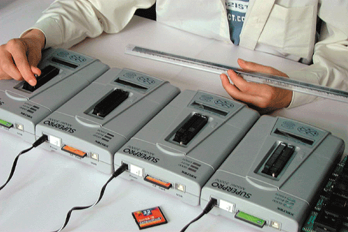 Equinox Products Page - Xeltek - Superpro3000U - 48 / 100 pin USB